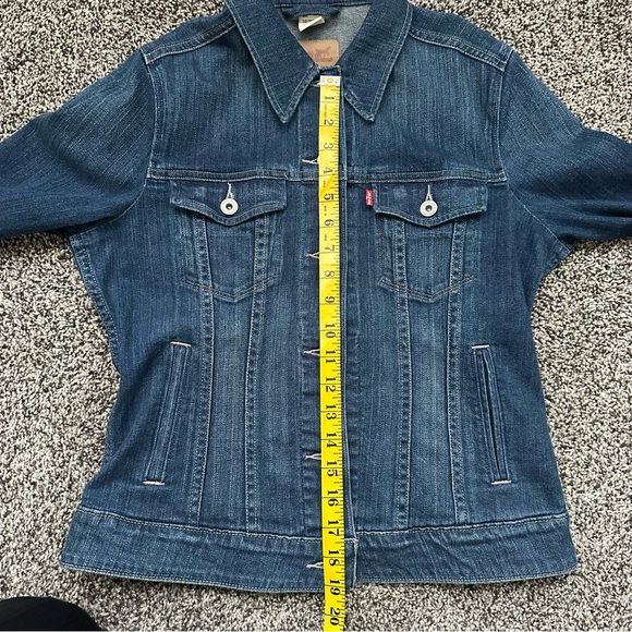 Women’s Classic Levi’s Denim Jean Jacket Medium - Picture 4 of 11